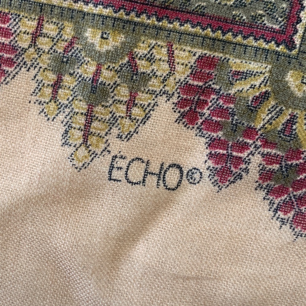 Echo large square wool scarf peach, burgundy, green - Picture 6 of 8